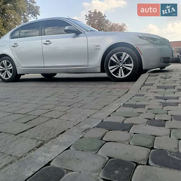Седан BMW 5 Series 2009 в Киеве