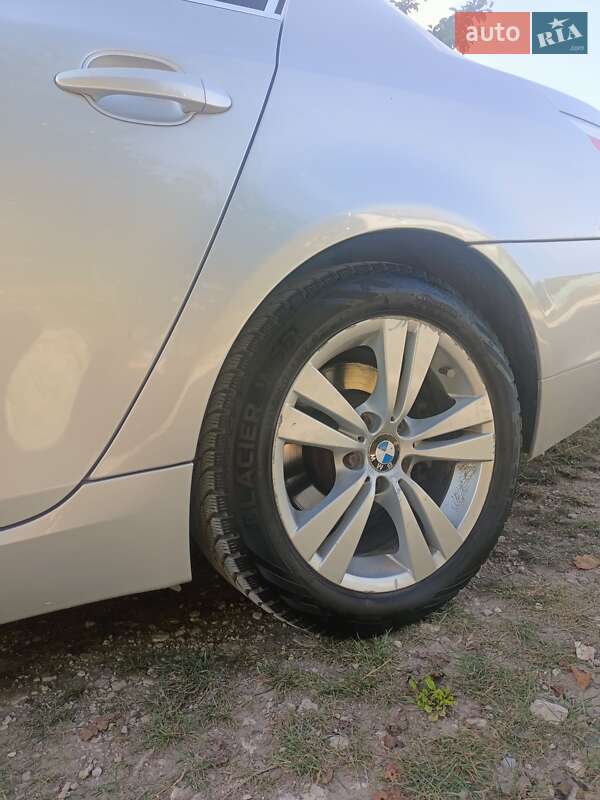 Седан BMW 5 Series 2009 в Киеве