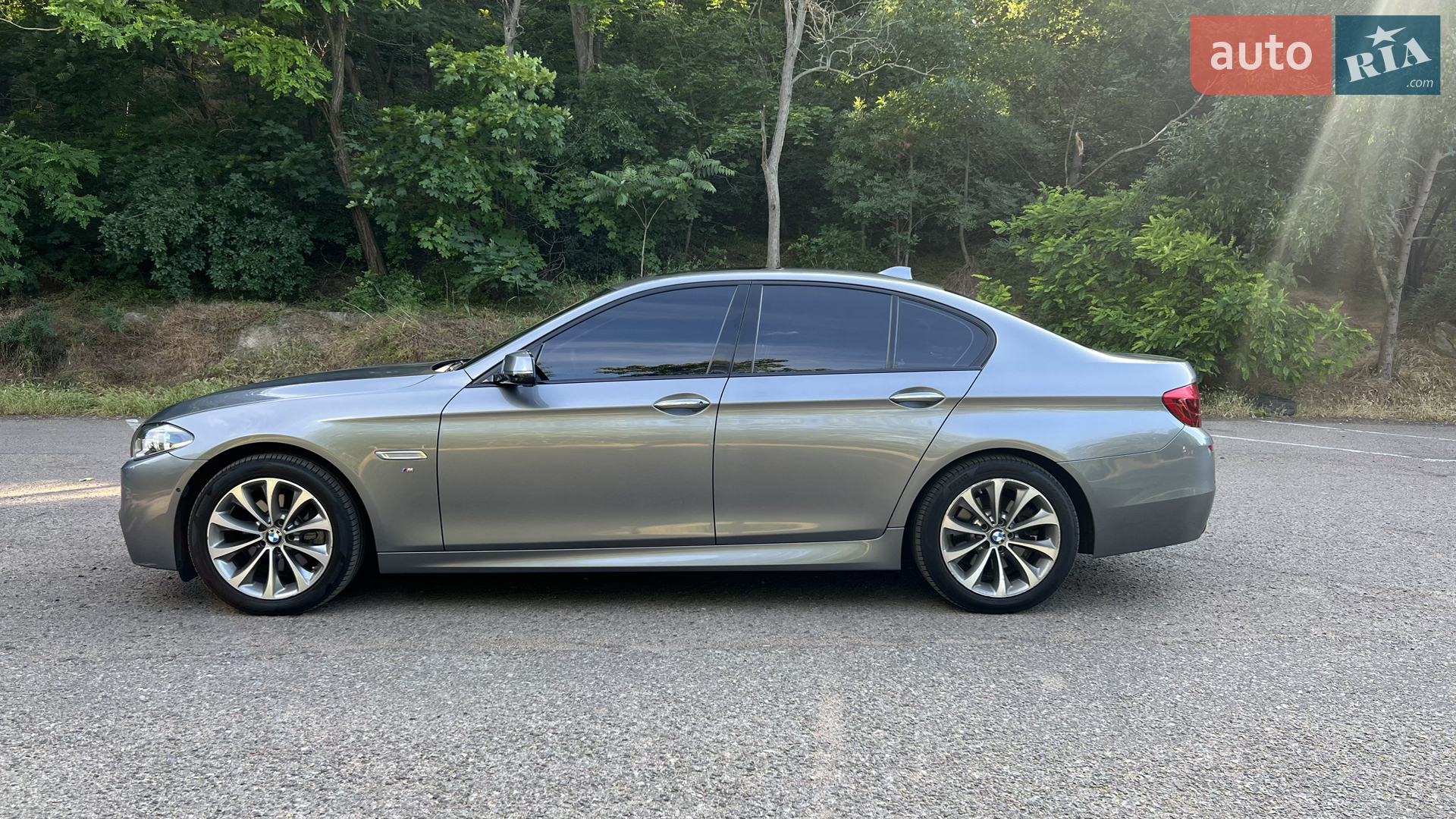 2015 BMW 5er - мініатюра 4