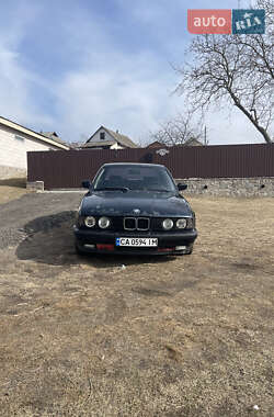 Седан BMW 5 Series 1991 в Богуславе