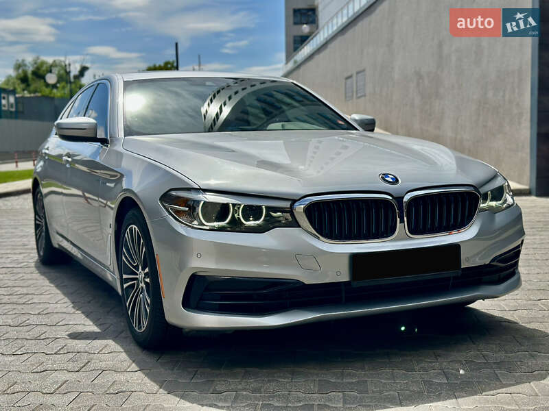 Седан BMW 5 Series 2019 в Киеве