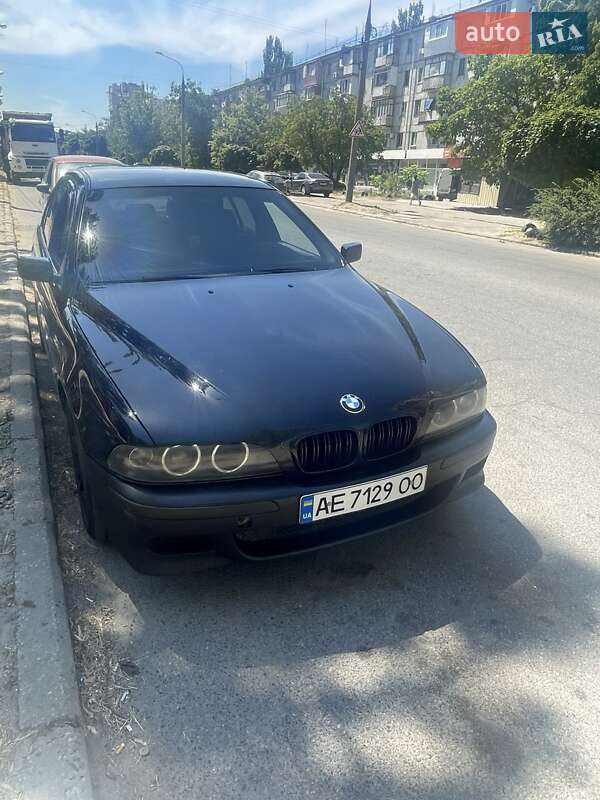 Седан BMW 5 Series 1997 в Запоріжжі