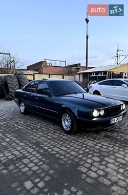 Седан BMW 5 Series 1990 в Хмельницькому