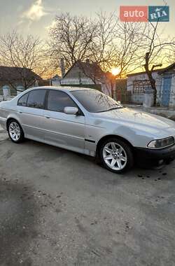 Седан BMW 5 Series 2001 в 
