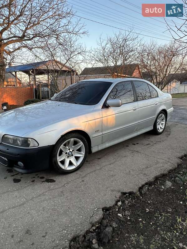 Седан BMW 5 Series 2001 в Миколаєві