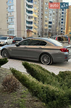 Седан BMW 5 Series 2011 в Запорожье