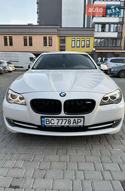 Седан BMW 5 Series 2010 в Львові