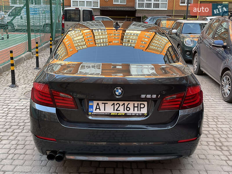 Седан BMW 5 Series 2012 в Львове