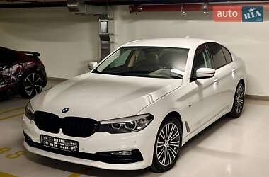 Седан BMW 5 Series 2016 в Киеве