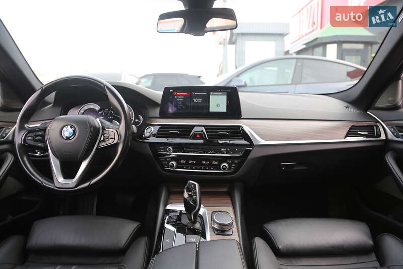Седан BMW 5 Series 2017 в Києві