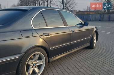 Седан BMW 5 Series 2000 в Тернополе