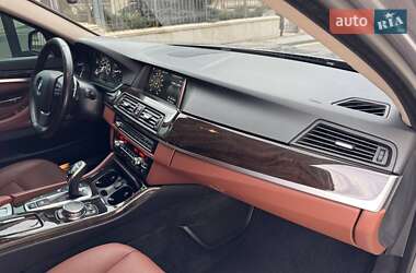 Седан BMW 5 Series 2015 в 