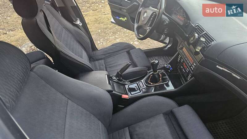 Универсал BMW 5 Series 2002 в Луцке