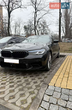 Седан BMW 5 Series 2018 в 