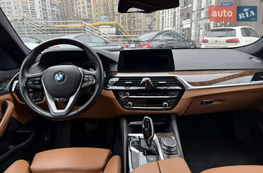 Седан BMW 5 Series 2018 в 