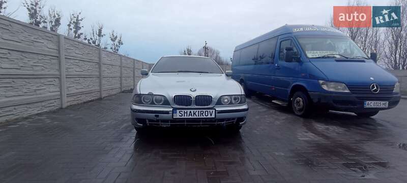 Седан BMW 5 Series 1996 в Ирпене