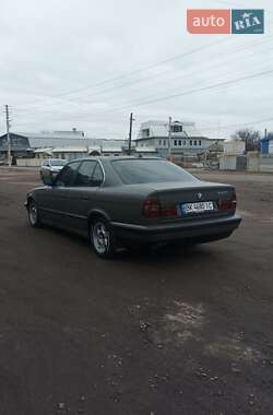 Седан BMW 5 Series 1989 в Конотопі