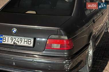 Седан BMW 5 Series 1997 в Киеве