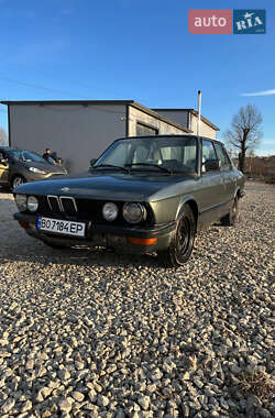 Седан BMW 5 Series 1987 в 