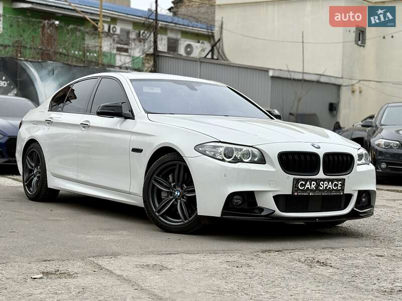 Седан BMW 5 Series 2014 в Одессе