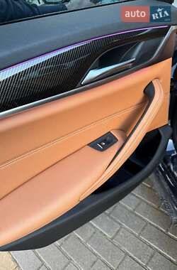 Седан BMW 5 Series 2018 в 