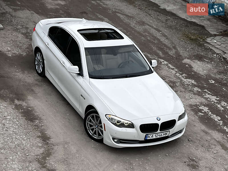 BMW 5 Series 2011