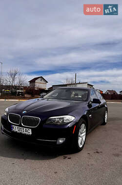 Седан BMW 5 Series 2011 в Бучі