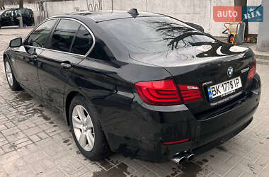 Седан BMW 5 Series 2012 в 