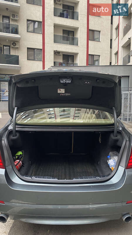 Седан BMW 5 Series 2011 в Одессе