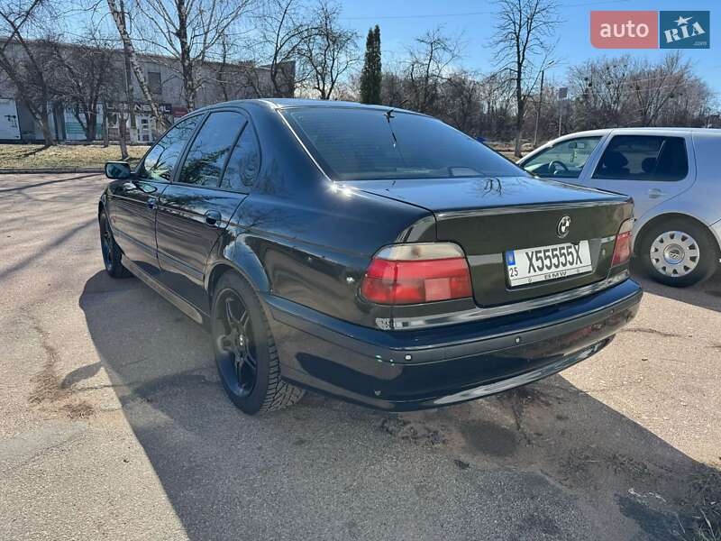 Седан BMW 5 Series 1997 в Чернігові