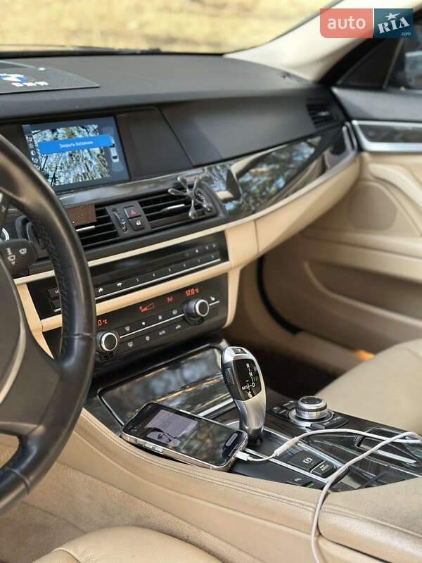 Седан BMW 5 Series 2010 в Сумах