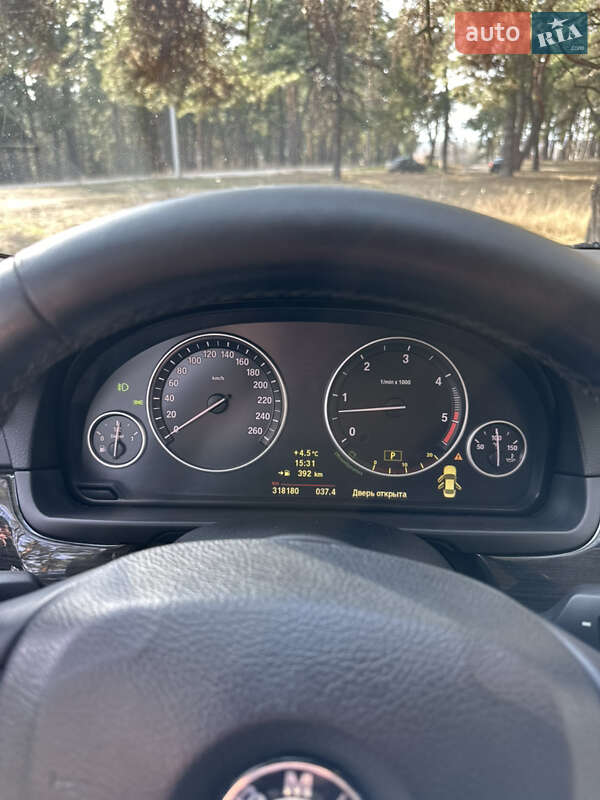 Седан BMW 5 Series 2010 в Сумах