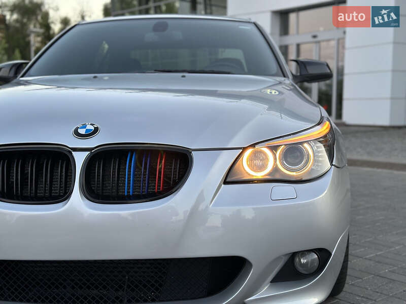 Седан BMW 5 Series 2009 в Петриковке