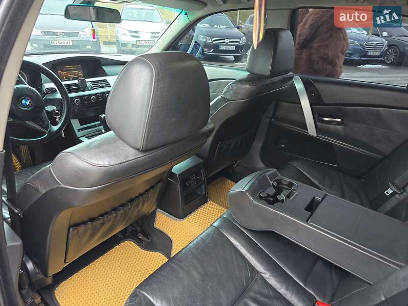 Седан BMW 5 Series 2005 в Львове