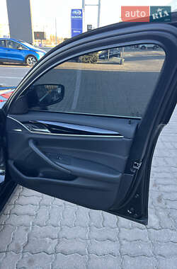 Седан BMW 5 Series 2019 в 