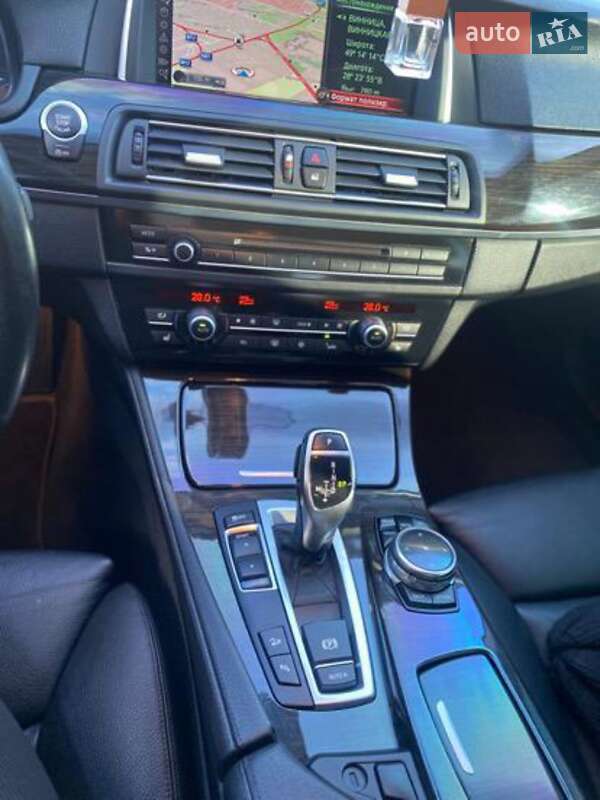Седан BMW 5 Series 2012 в Виннице