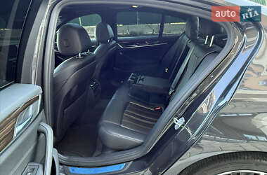 Седан BMW 5 Series 2020 в 