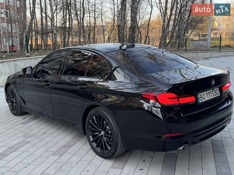 Седан BMW 5 Series 2017 в Тернополе
