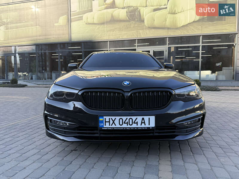 Седан BMW 5 Series 2017 в Хмельницком