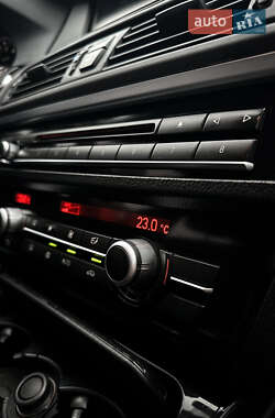 Седан BMW 5 Series 2012 в 