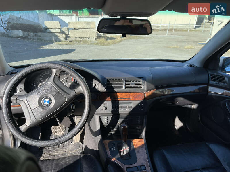 Седан BMW 5 Series 1998 в Хмельницькому
