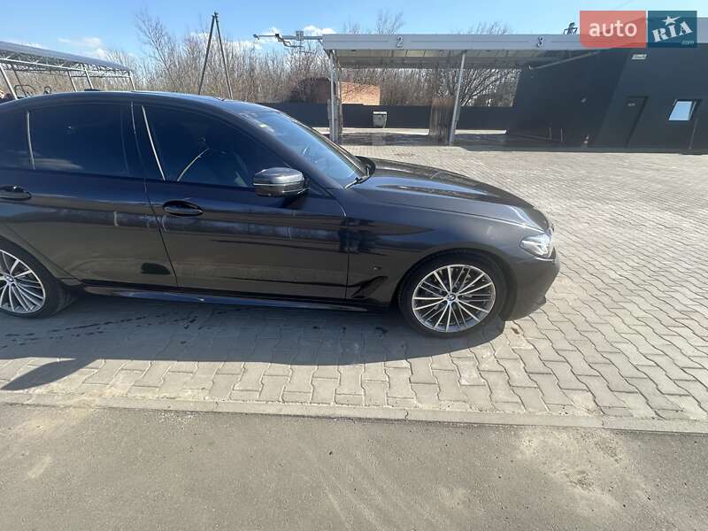 Седан BMW 5 Series 2019 в Полтаві
