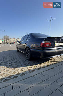 Седан BMW 5 Series 2000 в 