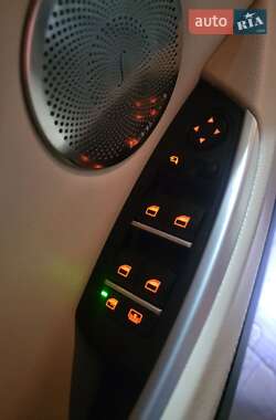 Лифтбек BMW 5 Series 2010 в 