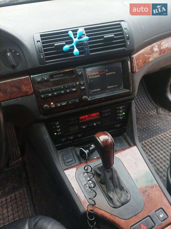 Універсал BMW 5 Series 2000 в Вараші