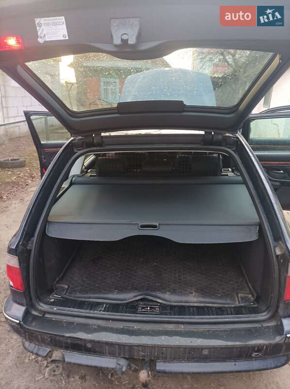 Універсал BMW 5 Series 2000 в Вараші