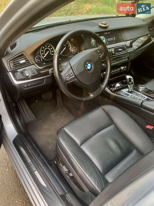Седан BMW 5 Series 2013 в Днепре