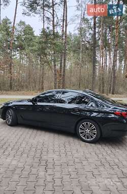 Седан BMW 5 Series 2017 в 