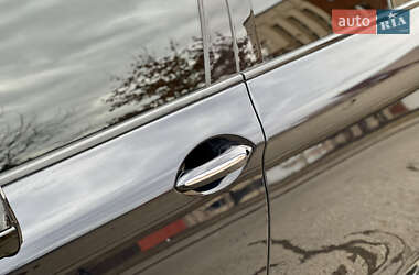 Універсал BMW 5 Series 2012 в 