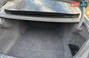 Седан BMW 5 Series 2011 в 